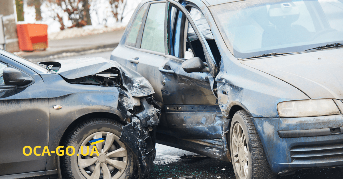 Зіткнення двох автомобілів у ДТП